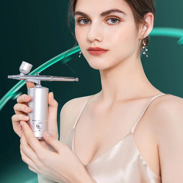 Handheld High Pressure Oxygen Water Jet Oxygen Injection Spray Facial Steamer Mist Nano Oxygen Injector