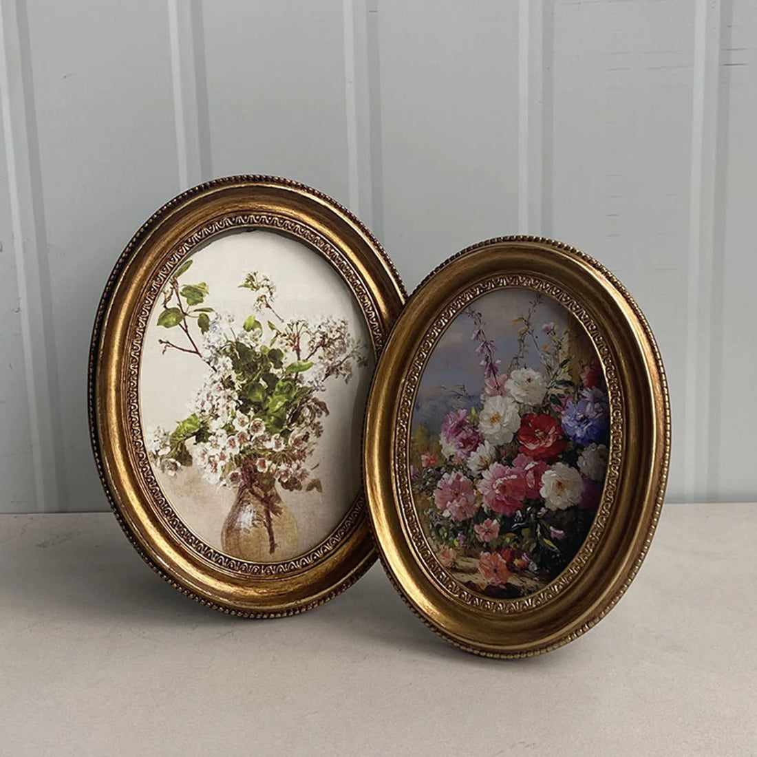 Retro Oval Photo Frame Table Living Room Sofa Bedroom Decoration Picture Frame Photo Frame Wall Decoration Ornament Ornament