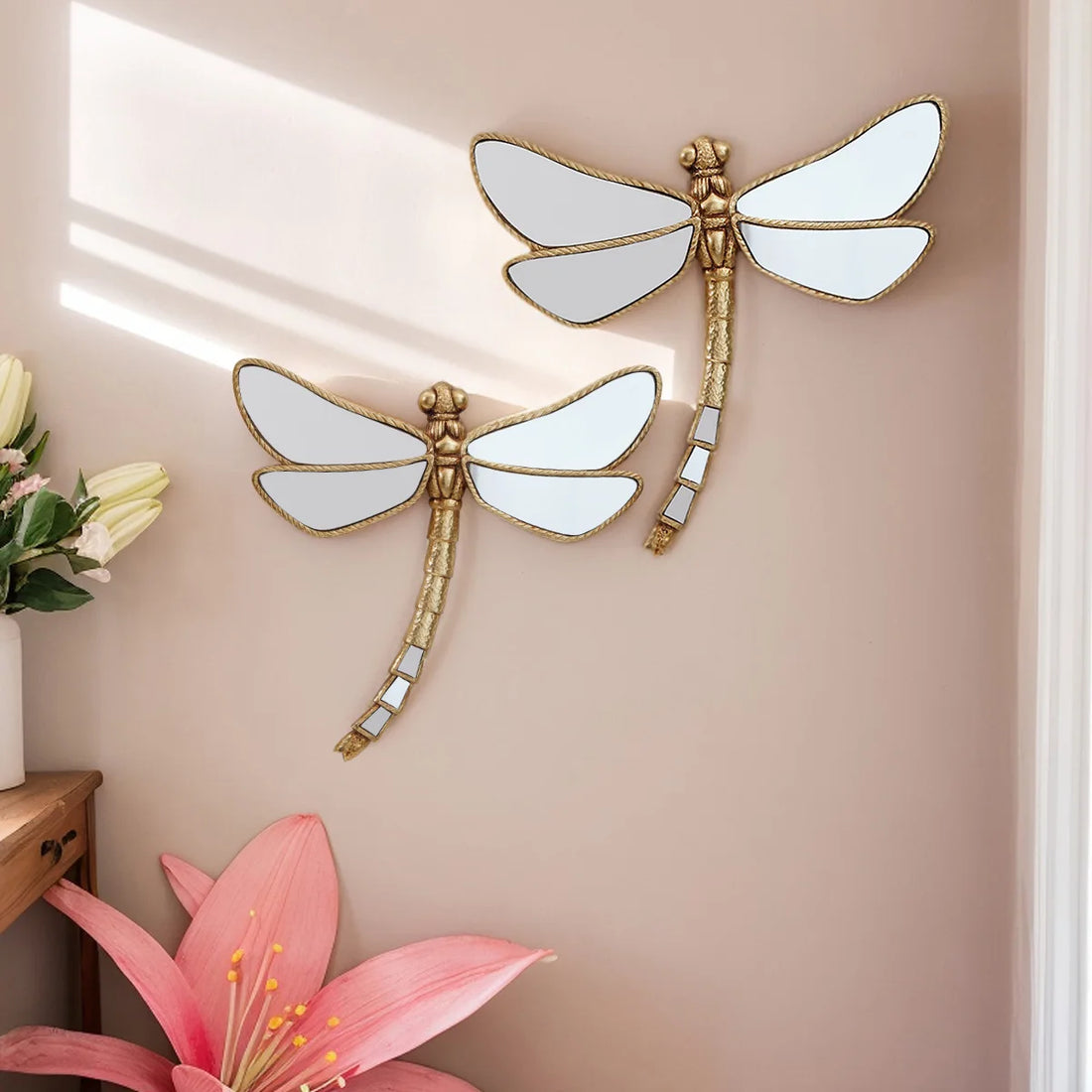1PC, resin material mirror-finished golden curly-tailed dragonfly furniture decorative craft wall hanging