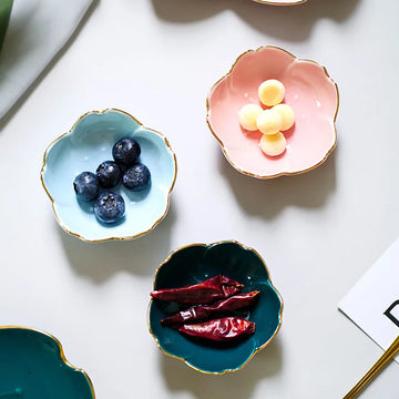 Japanese Ceramic Plate Sakura Petals Dipping Dish Soy Sauce Dish Japanese Style for Sushi Home Kitchen Table Decor
