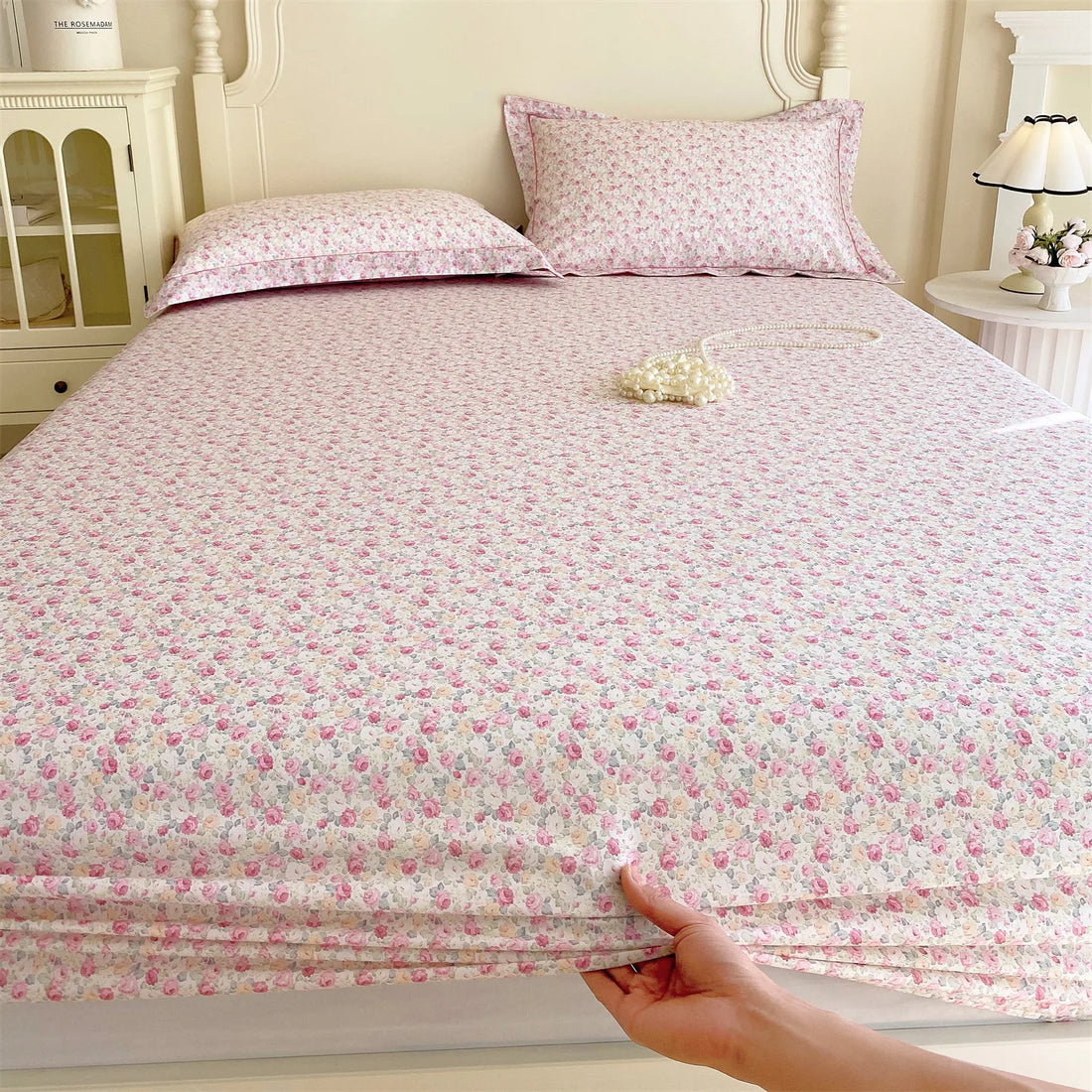 Soft Breathable 100% Cotton Fitted Sheet, 25cm Deep Pocket Wrinkle Resistant Mattress Cover, All Season Comfort Fitted Sheet