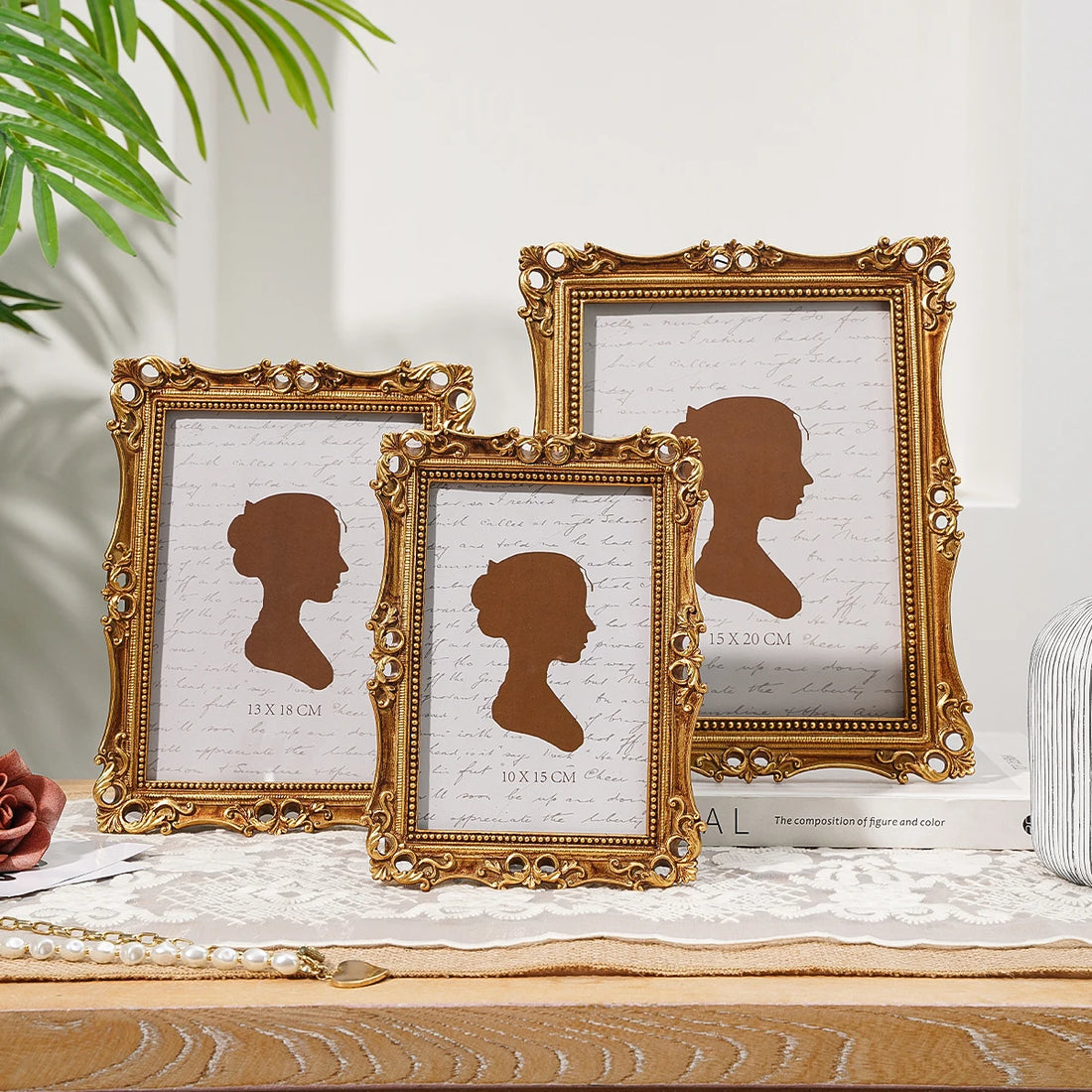 1PC, photo display frame, retro vine ring-shaped resin photo frame, European elegant retro pattern decorative frame