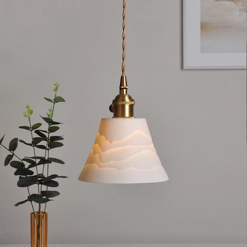 Japanese-style ceramic Nordic hotel bar shop Homestay living room soft installation bronze retro net red chandelier porch