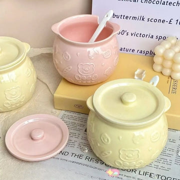 Cute Bear Ceramic Oil Bottle Seasoning Pot Spicy Salt Tank Kitchen Pepper Special bottle With Lid Spoon Kitchen Storage pot