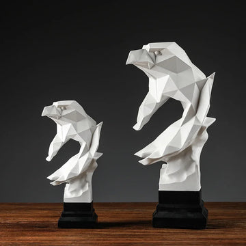Resin Eagle Statue Bald Eagle Sculpture Modern Art Home/office/hotel Decoration Accessories Desk Statues for Decoration