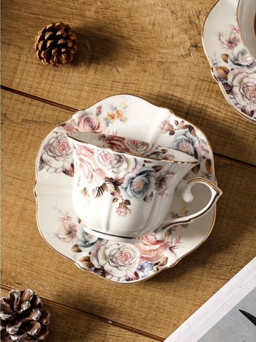 Vintage Ceramic Cup Saucer Gold-plated Lace Edge Dining Table Coffee Mug Milk Mugs Afternoon Tea Teacup Fruit Juice Container