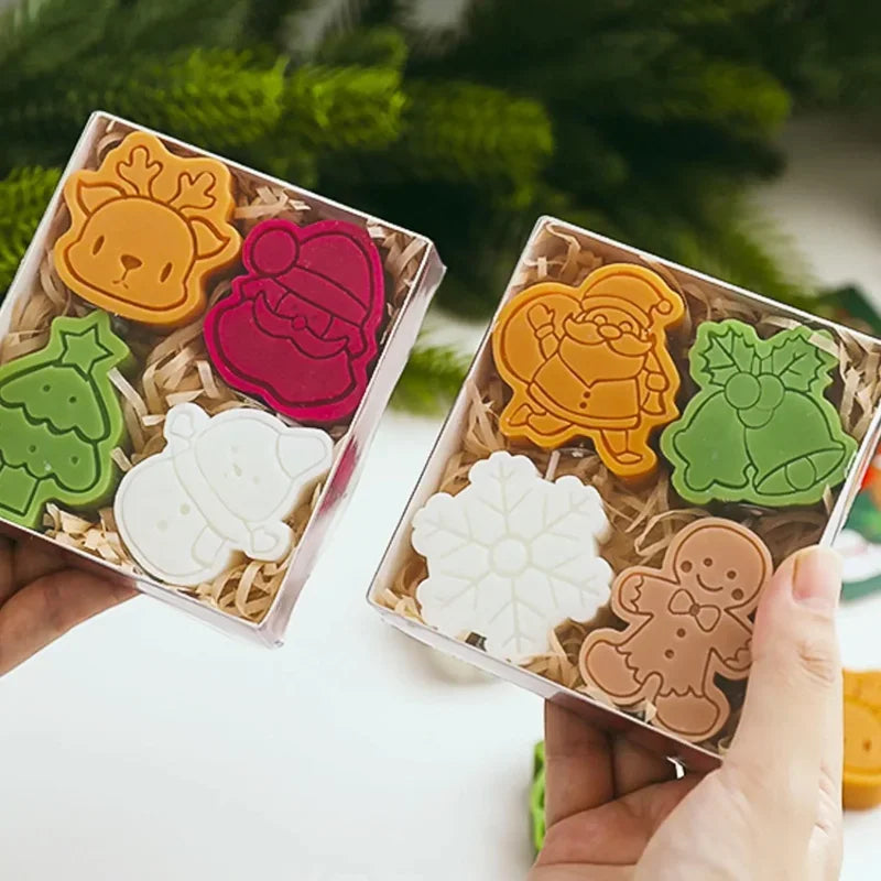 Premium ChristmasScented Candles Set Cartoon Santa Claus Elk Trees Snowman Aromatherapy Soy Wax Candles Halloween Home DecorGift