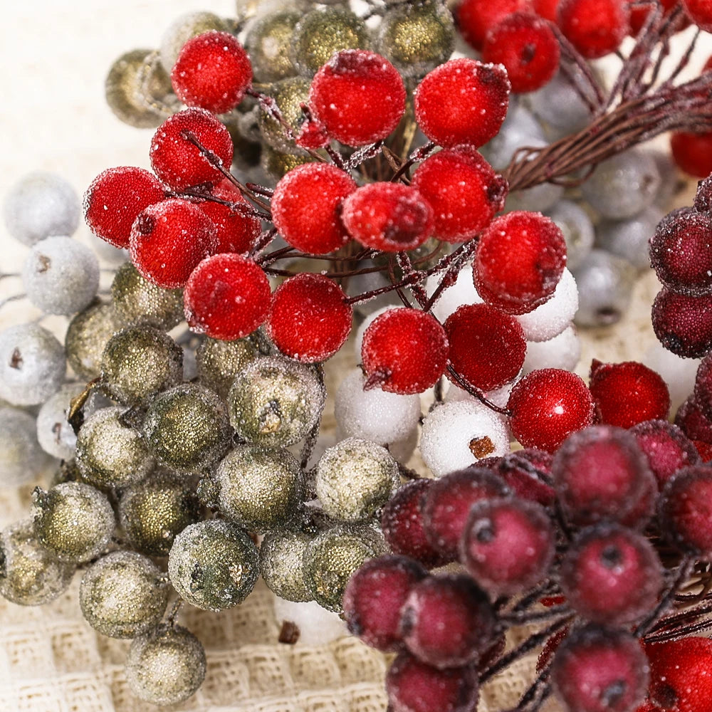 Wholesale Artificial Frosted Berry Mini Double Head Christmas Holly Red Gold Silver Berries Flowers Wreath Xmas Party Decoration