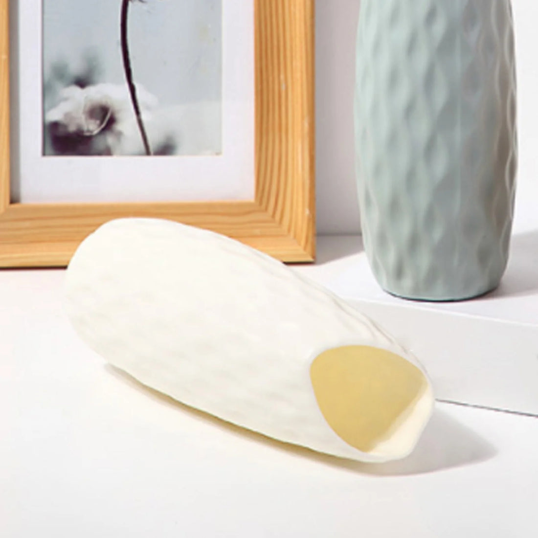 Flower Vase Nordic  Simulated Flower Vase Decoration for Living Room Dining Room Plastic Vase Unbreakable Vase for Flowers