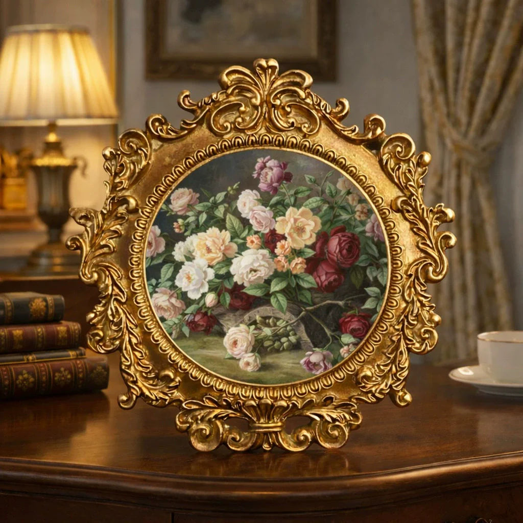 Vintage Frame Round Frame for Picture Embossed Holder Elegantly Table Wall Hanging Decor Small Antique Ornate Gold Frames Gift